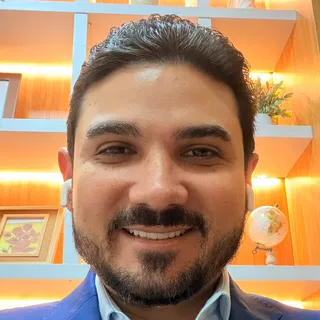 Dr. Rafael Holanda